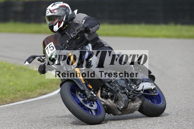 /53 16.09.2025 Track Day Domi Aegerter ADR/Gruppe gruen/75